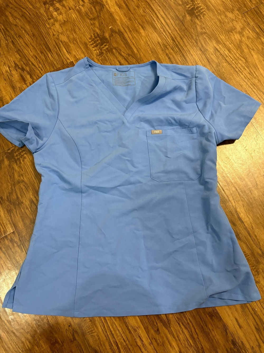 Figs Women’s V-Neck Scrub Top in Light Blue
